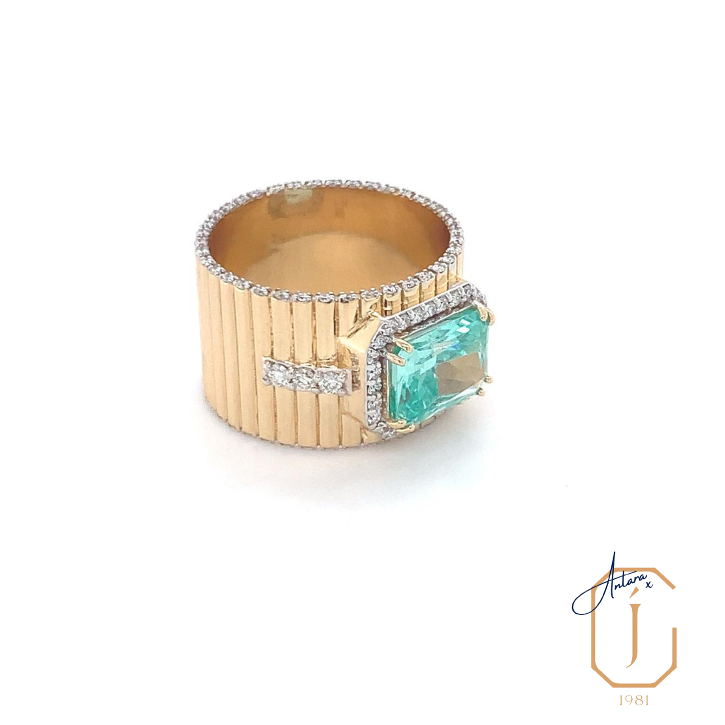 Pistachio Praline Ring