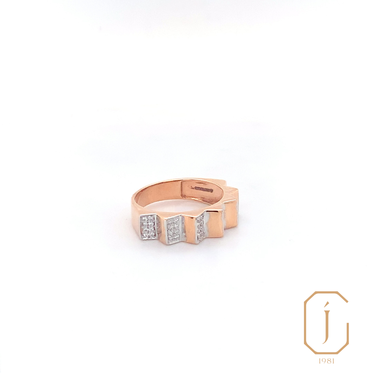 Lucrezia Linear Ring