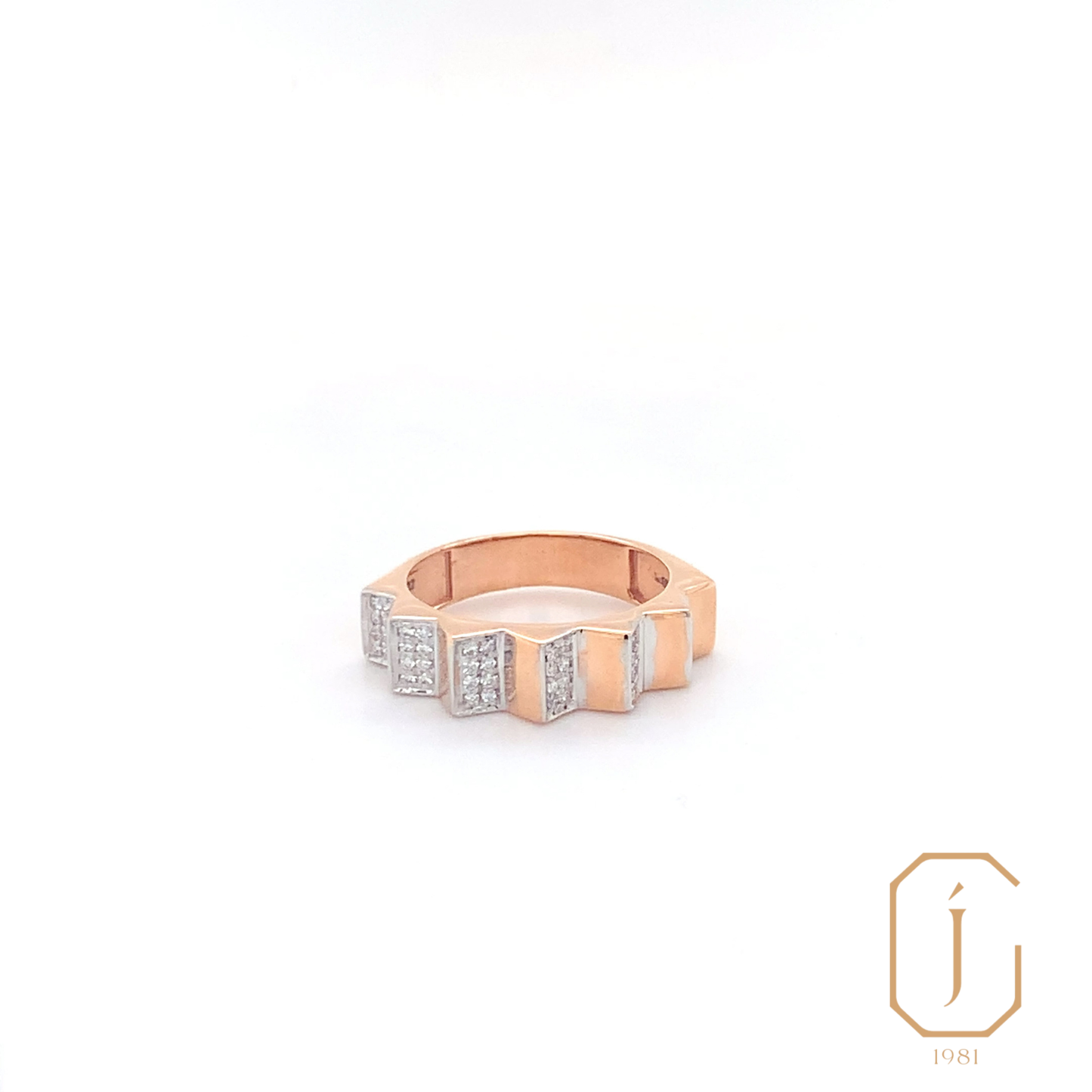 Lucrezia Linear Ring