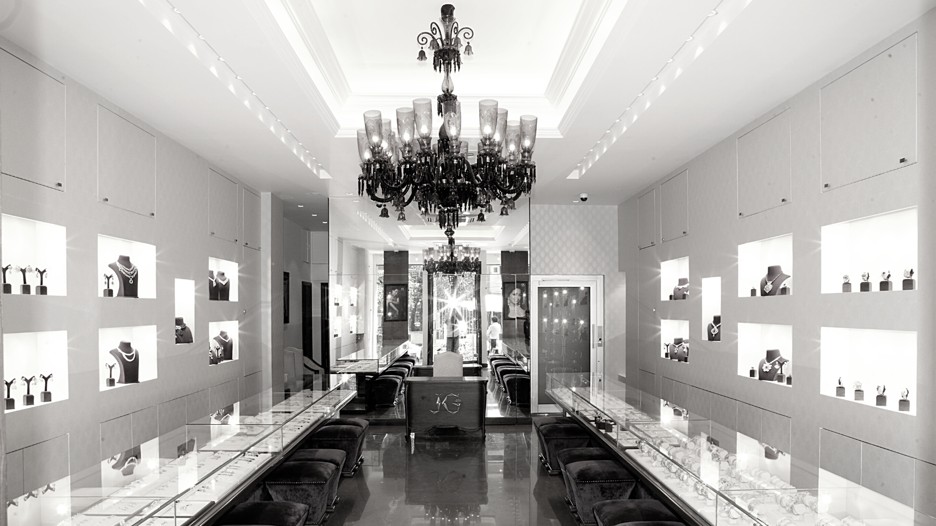 Gemstone jewellery 2025 boutique store